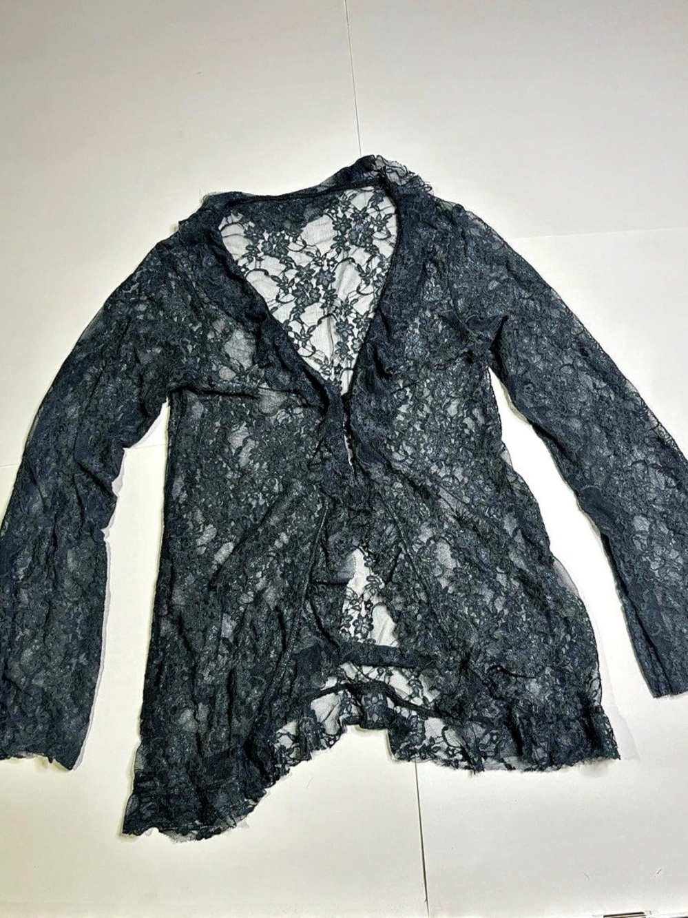 Ocean Blue Floral Lace Front-button Blouse | Small